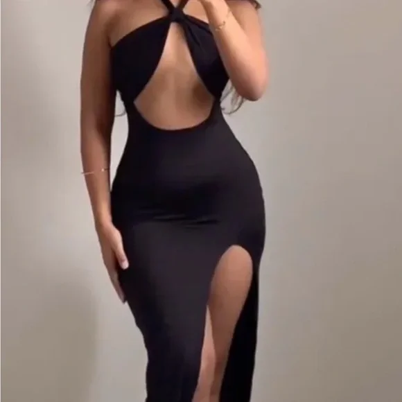 Babyboo Elegant Black Halter Dress - Picture 1 of 3